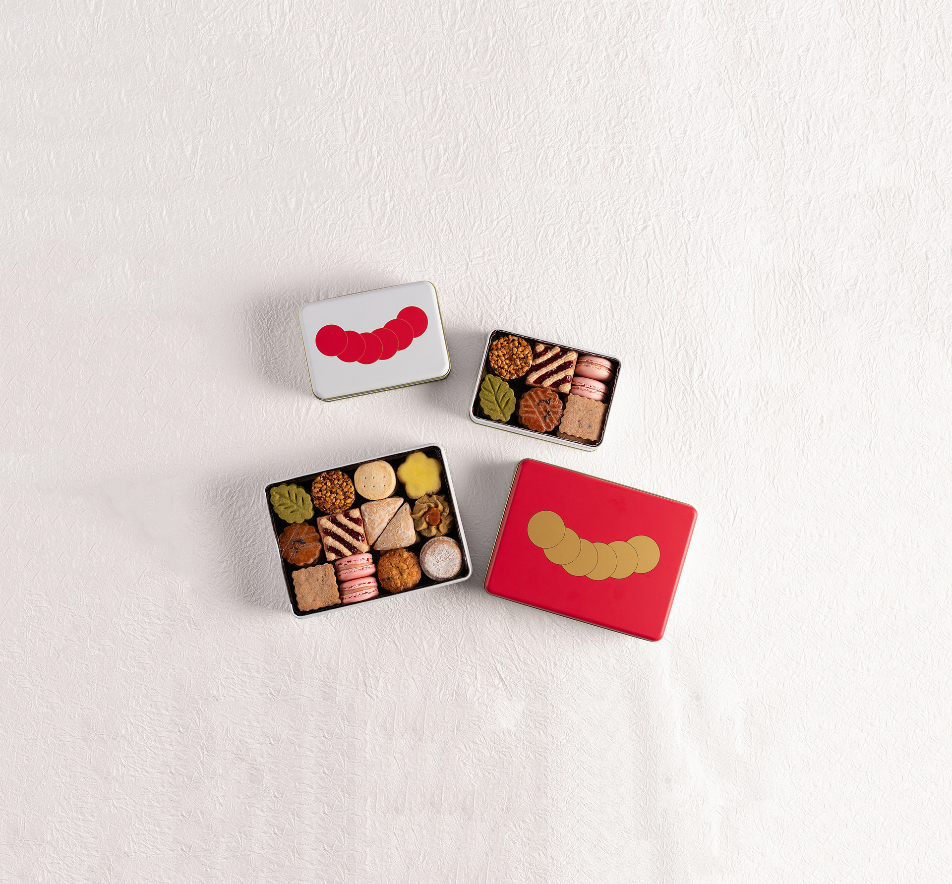 紅屋のクッキー缶